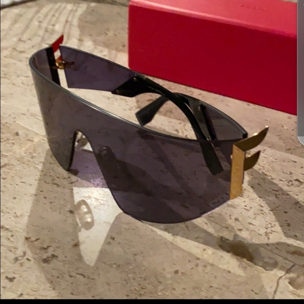 Fendi sunglasses